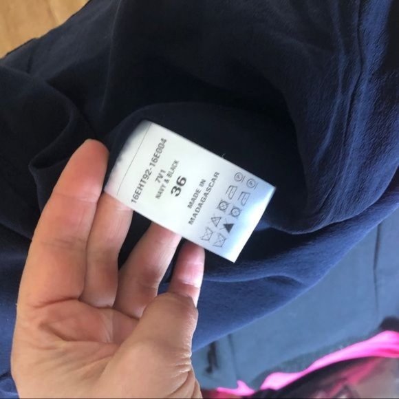 Chloé Navy Silk Tank - Picture 10 of 10